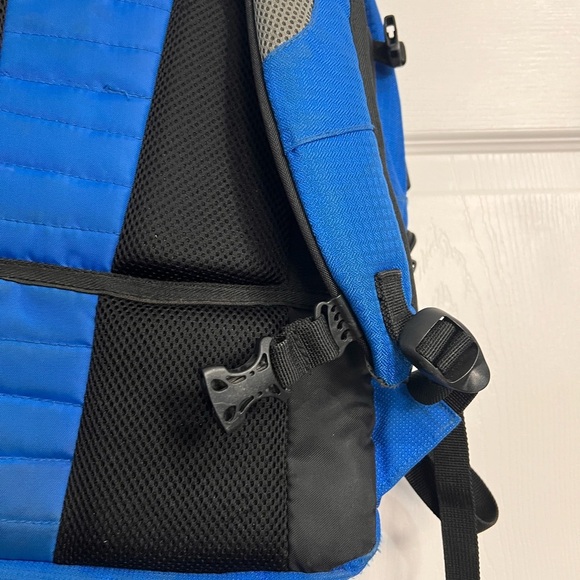 High Sierra Haywire Backpack, Vivid Blue, One Size - Picture 2 of 7